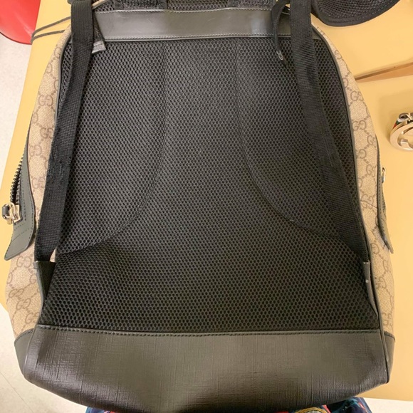 Gucci backpack (big) - Picture 4 of 6